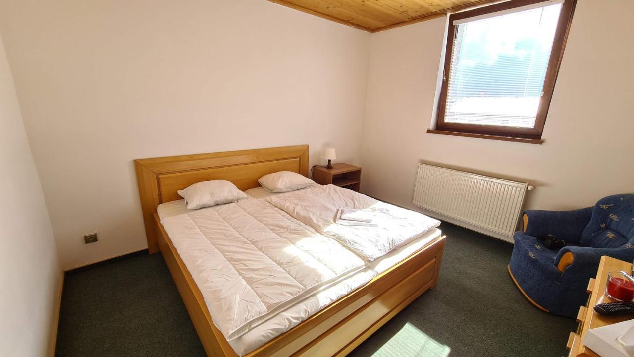 Apartman Kragujevska Žilina Buitenkant foto